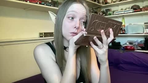 Snapshot of xxloveanastasia chatting on September 8, 2025, 5:56 pm LoveAnastasia online show from September 8, 2025, 5:56 pm