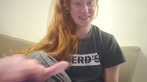 Snapshot of xxmariebliss chatting on April 23, 2026, 12:51 pm xxmariebliss online show from April 23, 2026, 12:51 pm