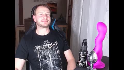 xxmettexx online show from February 10, 2025, 9:04 pm