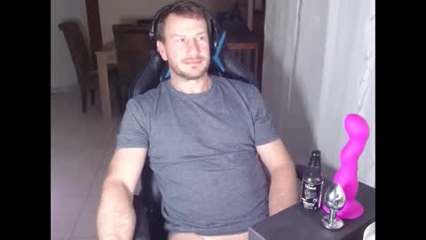 xxmettexx online show from March 2, 2025, 9:22 pm