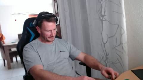 xxmettexx online show from March 28, 2026, 2:49 pm