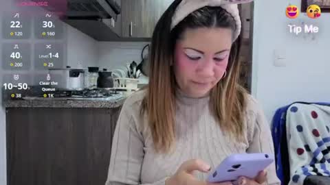 xxmilexx online show from June 16, 2026, 11:02 am