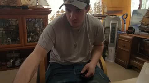 xxScubaStevexx online show from April 2, 2026, 6:16 pm