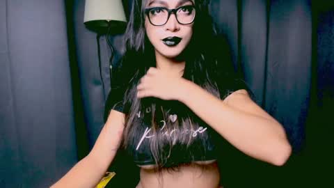 Lara online show from December 3, 2024, 7:55 pm