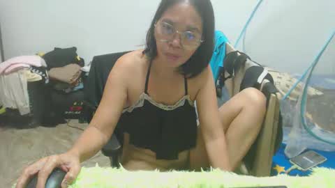 Snapshot of xxsexypinayxx chatting on November 4, 2025, 6:07 pm xxsexypinayxx online show from November 4, 2025, 6:07 pm