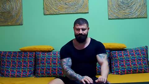 Snapshot of xxtreamleonard chatting on February 5, 2025, 11:34 am Xtream Leonard online show from February 5, 2025, 11:34 am