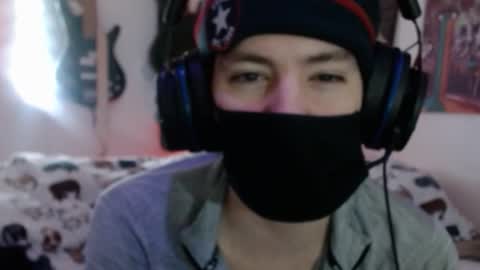 Snapshot of xxwhitefoxx chatting on February 6, 2026, 5:45 am David Fox online show from February 6, 2026, 5:45 am