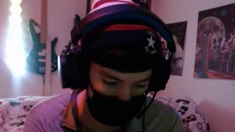 Snapshot of xxwhitefoxx chatting on February 17, 2026, 4:20 am David Fox online show from February 17, 2026, 4:20 am