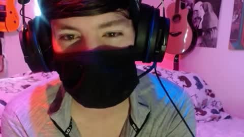 Snapshot of xxwhitefoxx chatting on February 19, 2026, 11:28 am David Fox online show from February 19, 2026, 11:28 am