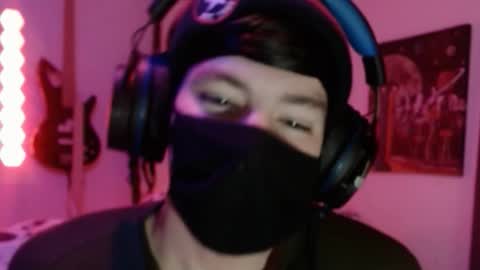 Snapshot of xxwhitefoxx chatting on February 24, 2026, 4:43 am David Fox online show from February 24, 2026, 4:43 am