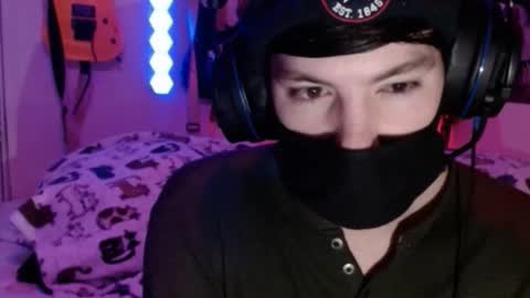 Snapshot of xxwhitefoxx chatting on February 28, 2026, 4:24 am David Fox online show from February 28, 2026, 4:24 am