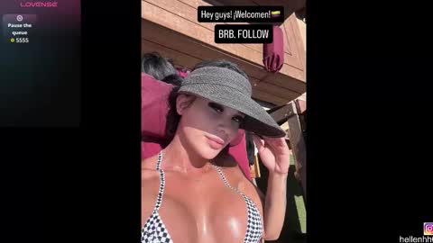 Miluu bronwx online show from December 15, 2025, 10:03 pm