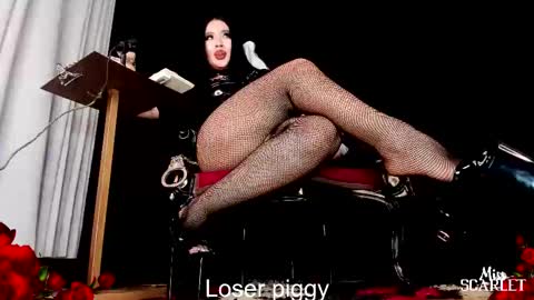 Snapshot of xxx_madamme chatting on September 29, 2025, 1:44 am Mistress Scarlet Igmiss scarlet978 online show from September 29, 2025, 1:44 am