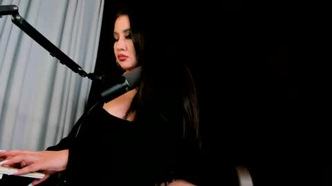 Snapshot of xxx_madamme chatting on May 14, 2026, 3:02 am Mistress Scarlet Igmiss scarlet978 online show from May 14, 2026, 3:02 am