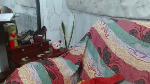 Snapshot of xxx_morena chatting on February 25, 2025, 3:52 am LILI online show from February 25, 2025, 3:52 am