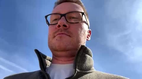 Alex online show from April 11, 2026, 10:41 am