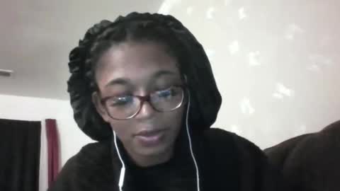 Danielle online show from December 23, 2025, 2:09 am