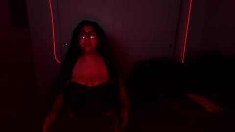 Snapshot of xxxenmascaradosxxx chatting on April 23, 2026, 5:52 am Parejahot69 online show from April 23, 2026, 5:52 am