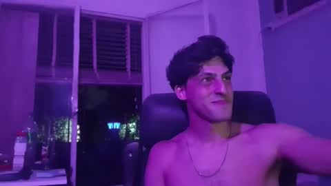 xxxfacu online show from January 18, 2025, 6:13 am