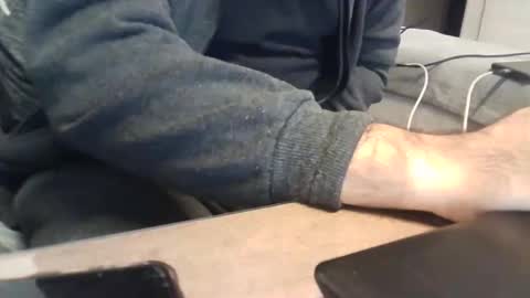 xxxgimmy4old online show from October 21, 2025, 4:13 am