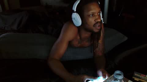 xxxjrstrokesxxx online show from November 1, 2025, 9:11 am