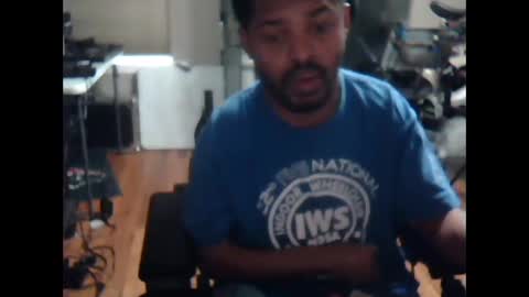 xxxonwheelz online show from September 14, 2025, 9:47 pm