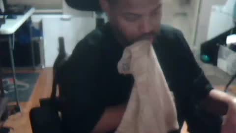 xxxonwheelz online show from December 21, 2025, 12:29 am