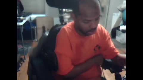 Snapshot of xxxonwheelz chatting on February 16, 2026, 11:45 pm xxxonwheelz online show from February 16, 2026, 11:45 pm