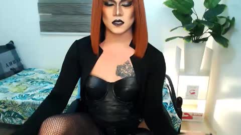 Snapshot of xyournightmarequeenx chatting on February 20, 2026, 12:27 pm QueenMarina online show from February 20, 2026, 12:27 pm