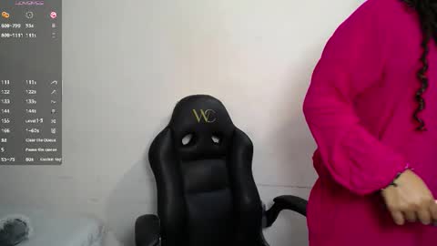 Snapshot of yaazhini457034 chatting on February 21, 2026, 11:44 am yazhini online show from February 21, 2026, 11:44 am