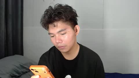 Eian online show from April 16, 2026, 6:30 pm