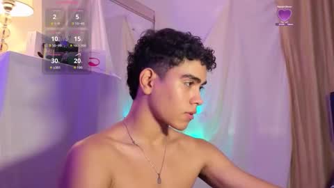 yamilk101 online show from December 5, 2025, 1:25 am