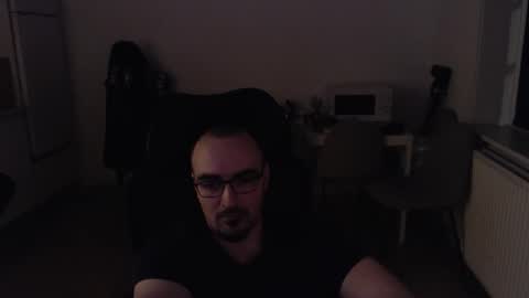 YamilLamal online show from December 18, 2025, 5:52 pm