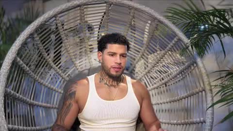 yamp sambrano online show from September 26, 2025, 4:49 am