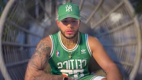 yamp sambrano online show from October 7, 2025, 4:42 am