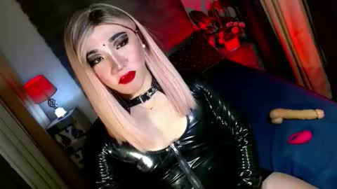 REYAN online show from October 19, 2025, 8:59 am