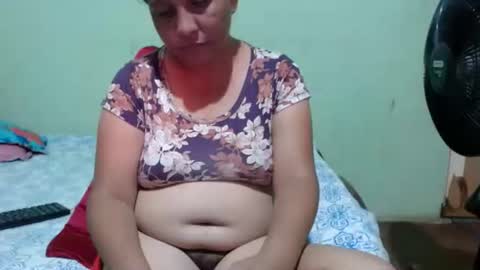 yann40247 online show from February 15, 2026, 9:55 pm