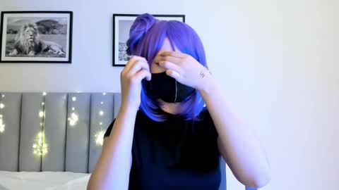 Yana online show from February 16, 2026, 9:33 pm