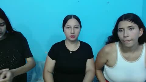 yara_breeze online show from May 1, 2026, 2:27 am