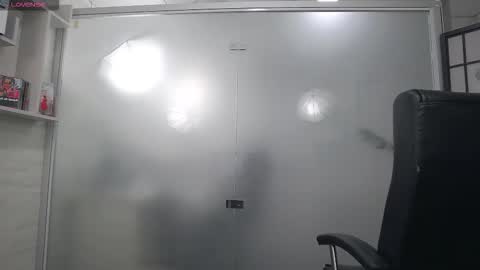 Snapshot of yaraxcox chatting on February 7, 2026, 3:54 am Yara online show from February 7, 2026, 3:54 am