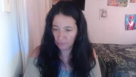 Snapshot of yasmin_love85 chatting on January 28, 2025, 6:07 pm yasmin_love85 online show from January 28, 2025, 6:07 pm