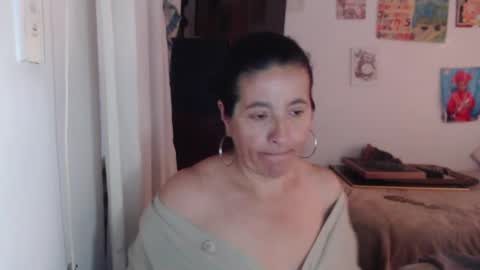 Snapshot of yasmin_love85 chatting on October 1, 2025, 3:07 pm yasmin_love85 online show from October 1, 2025, 3:07 pm
