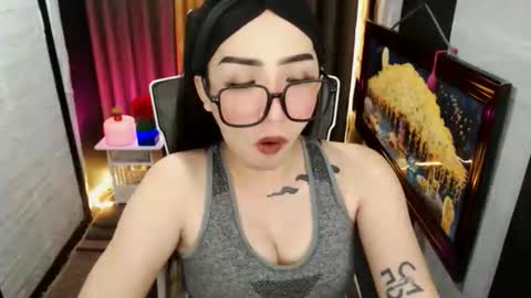 yassiered online show from September 21, 2025, 9:22 am