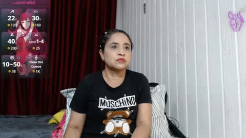 Snapshot of yaya____ chatting on May 10, 2026, 8:03 pm yaya____ online show from May 10, 2026, 8:03 pm