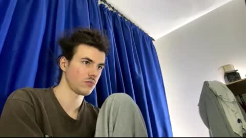 Snapshot of yayay333 chatting on February 27, 2026, 8:53 pm yayay333 online show from February 27, 2026, 8:53 pm