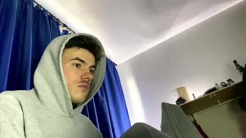 yayay333 online show from May 13, 2026, 6:27 pm