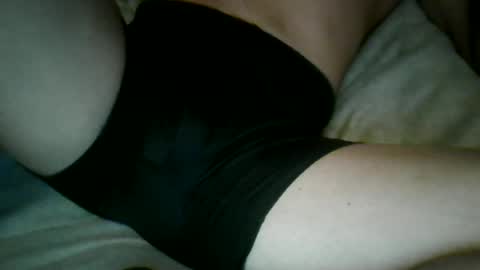 yaycarr9 online show from June 14, 2026, 9:44 am