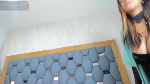 yayi derek  online show from March 22, 2026, 11:35 am