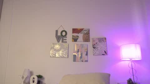 yayoi_cresp18 online show from December 19, 2024, 3:41 pm