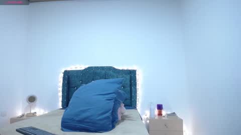 Jasmin online show from December 10, 2024, 9:11 pm